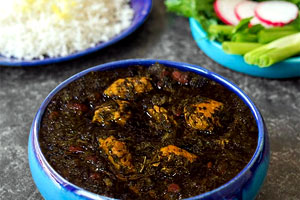 خورش قورمه سبزی با مرغ