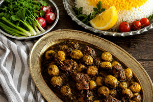 خورش آلوچه