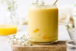 orange-mangoes-smoothie