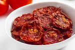 طرز تهیه گوجه فرنگی خشک با هواپز